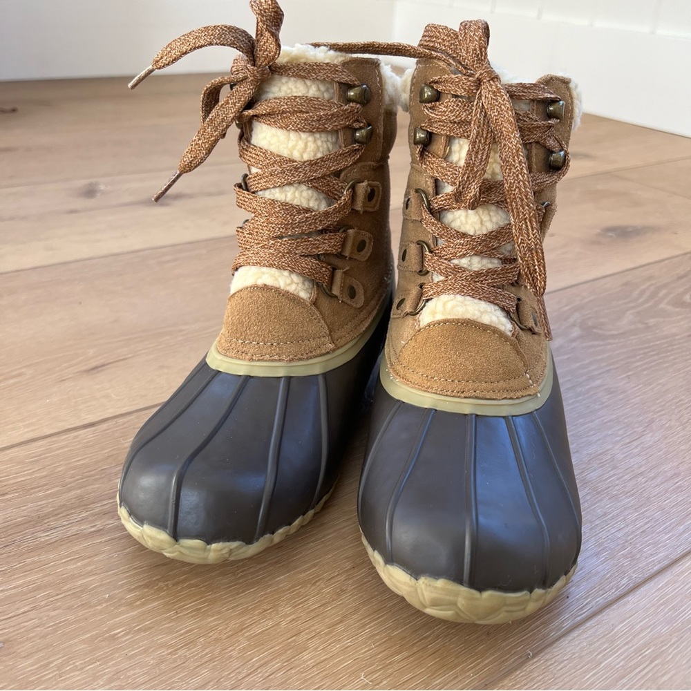 Sport Darling waterproof winter boots Women’s size 8